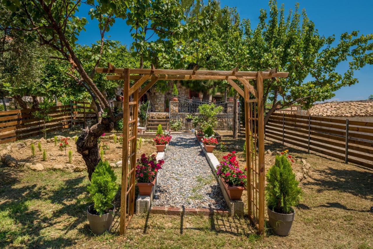Casa Petra - Stone Cottage Farmhouses Argási Eksteriør bilde