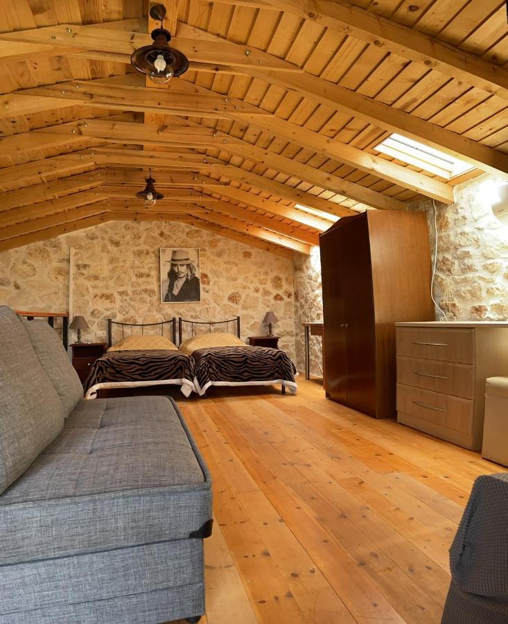 Casa Petra - Stone Cottage Farmhouses Argási Eksteriør bilde